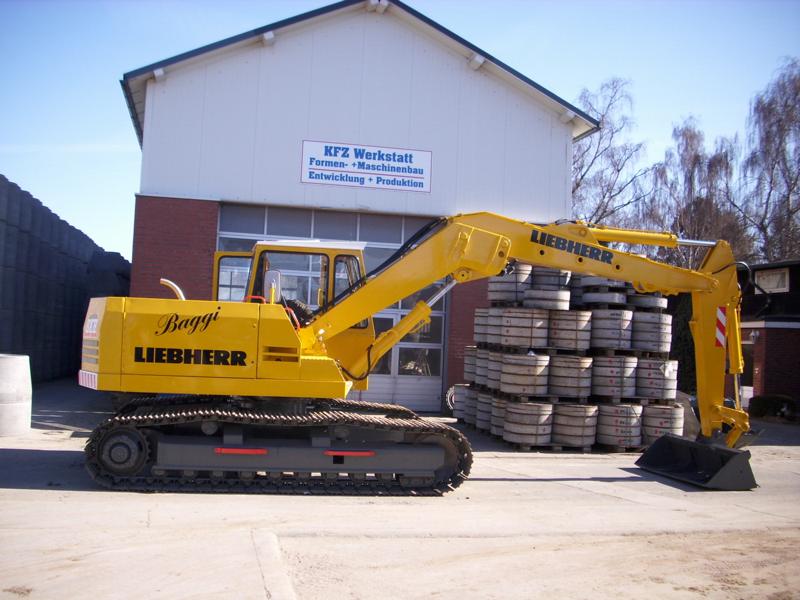 Bagger Liebherr 911 (3)